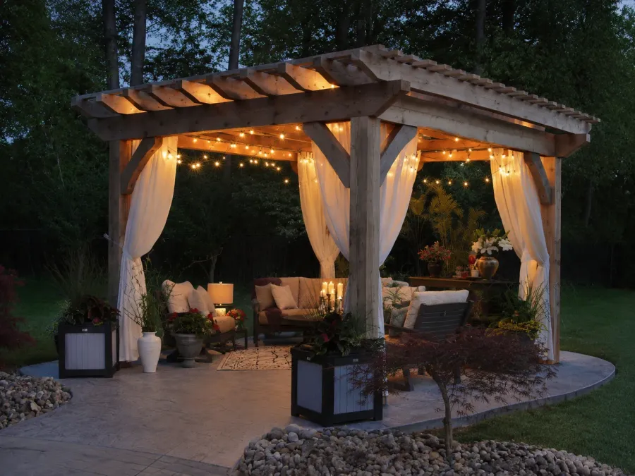 Outdoor Shaded Seating at Greencrest.