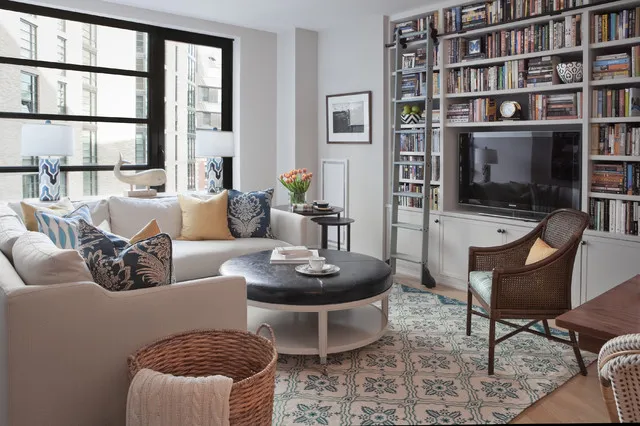 Multifunctional Room at Dubai Harbour Residence.