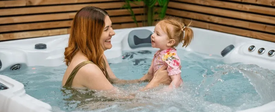 Jacuzzi at The Element at Sobha One.