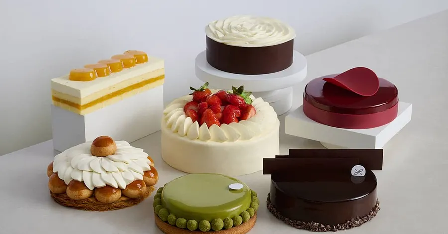 Mandarin Oriental Cake Shop at Mandarin Oriental Residences.
